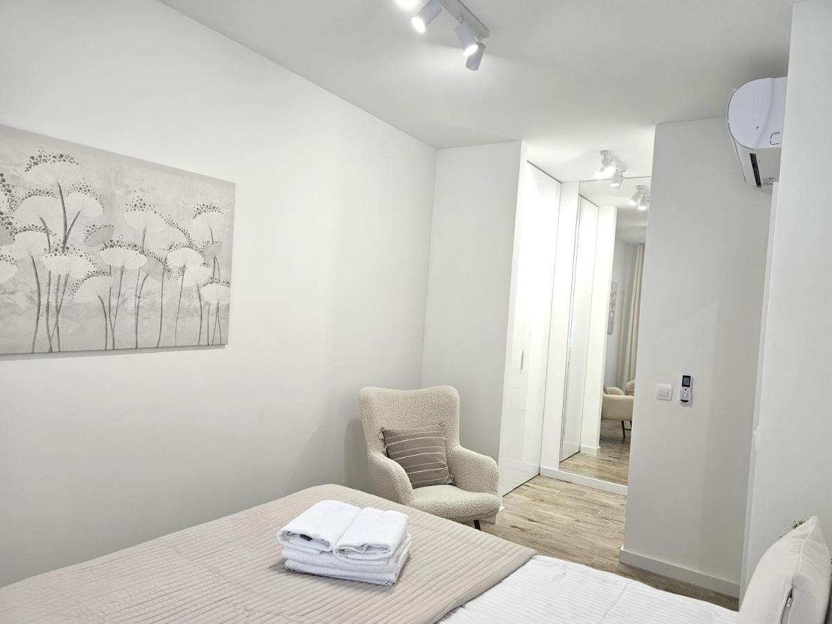 Urban Apartments Luxury Skyline Sokolska Towers 30A, 2 Free Garages, Gym & Sauna, Self Check-In Katowice Luaran gambar
