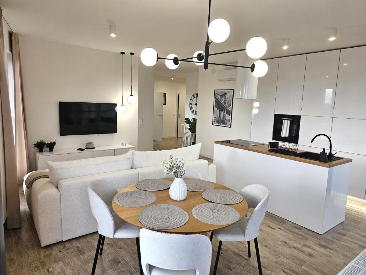 Urban Apartments Luxury Skyline Sokolska Towers 30A, 2 Free Garages, Gym & Sauna, Self Check-In Katowice Luaran gambar