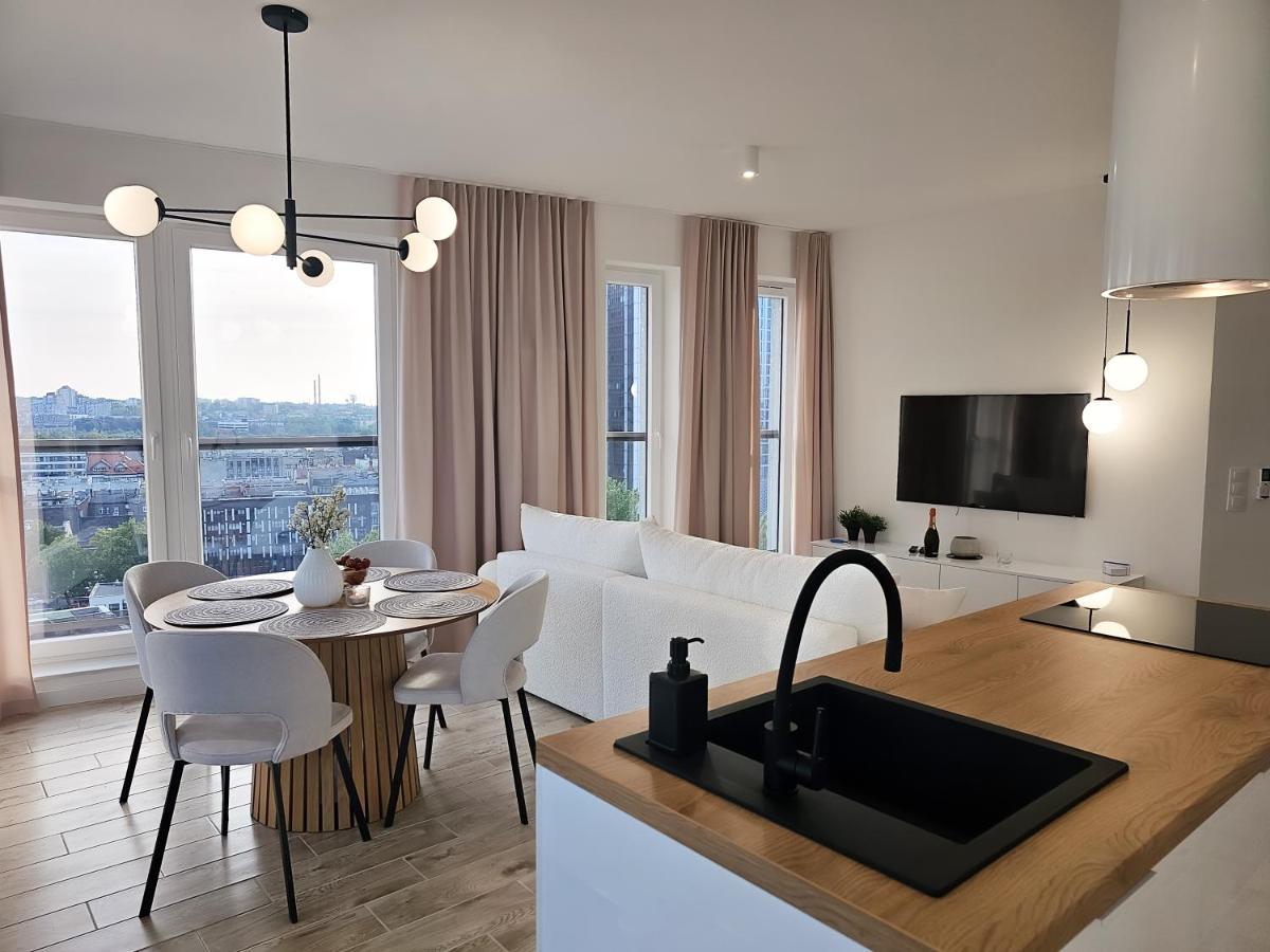 Urban Apartments Luxury Skyline Sokolska Towers 30A, 2 Free Garages, Gym & Sauna, Self Check-In Katowice Luaran gambar