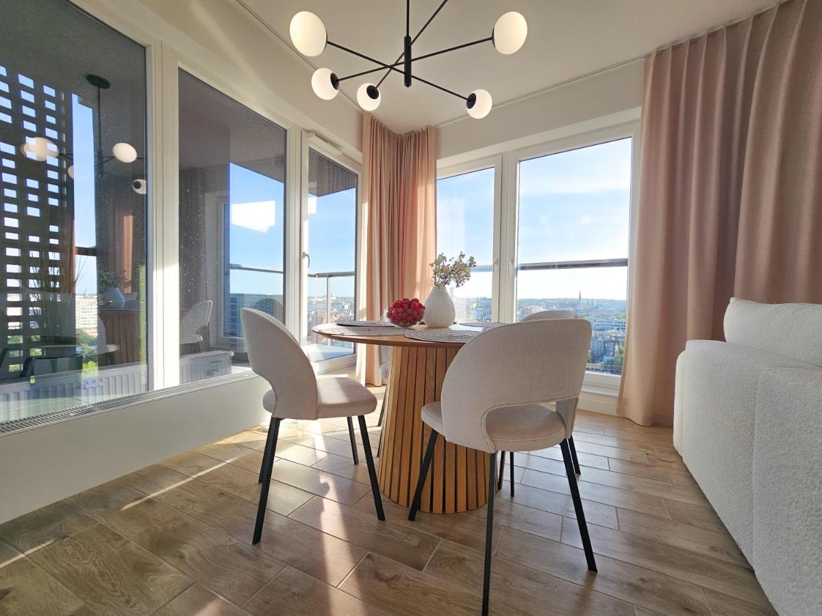 Urban Apartments Luxury Skyline Sokolska Towers 30A, 2 Free Garages, Gym & Sauna, Self Check-In Katowice Luaran gambar