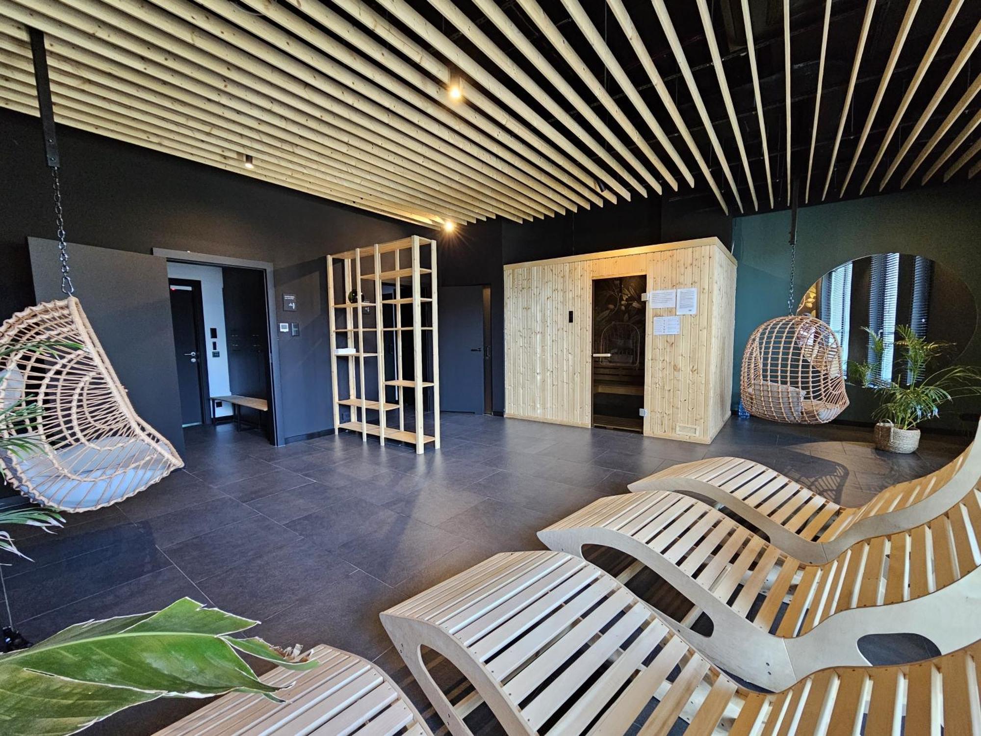 Urban Apartments Luxury Skyline Sokolska Towers 30A, 2 Free Garages, Gym & Sauna, Self Check-In Katowice Luaran gambar